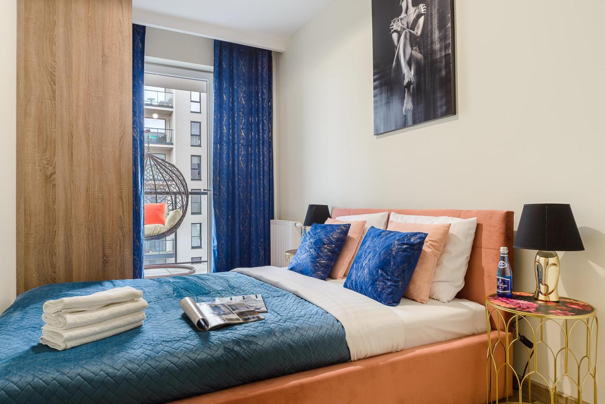Lumina Stylish 3-Room Apart With Balcony Lodz  Luaran gambar