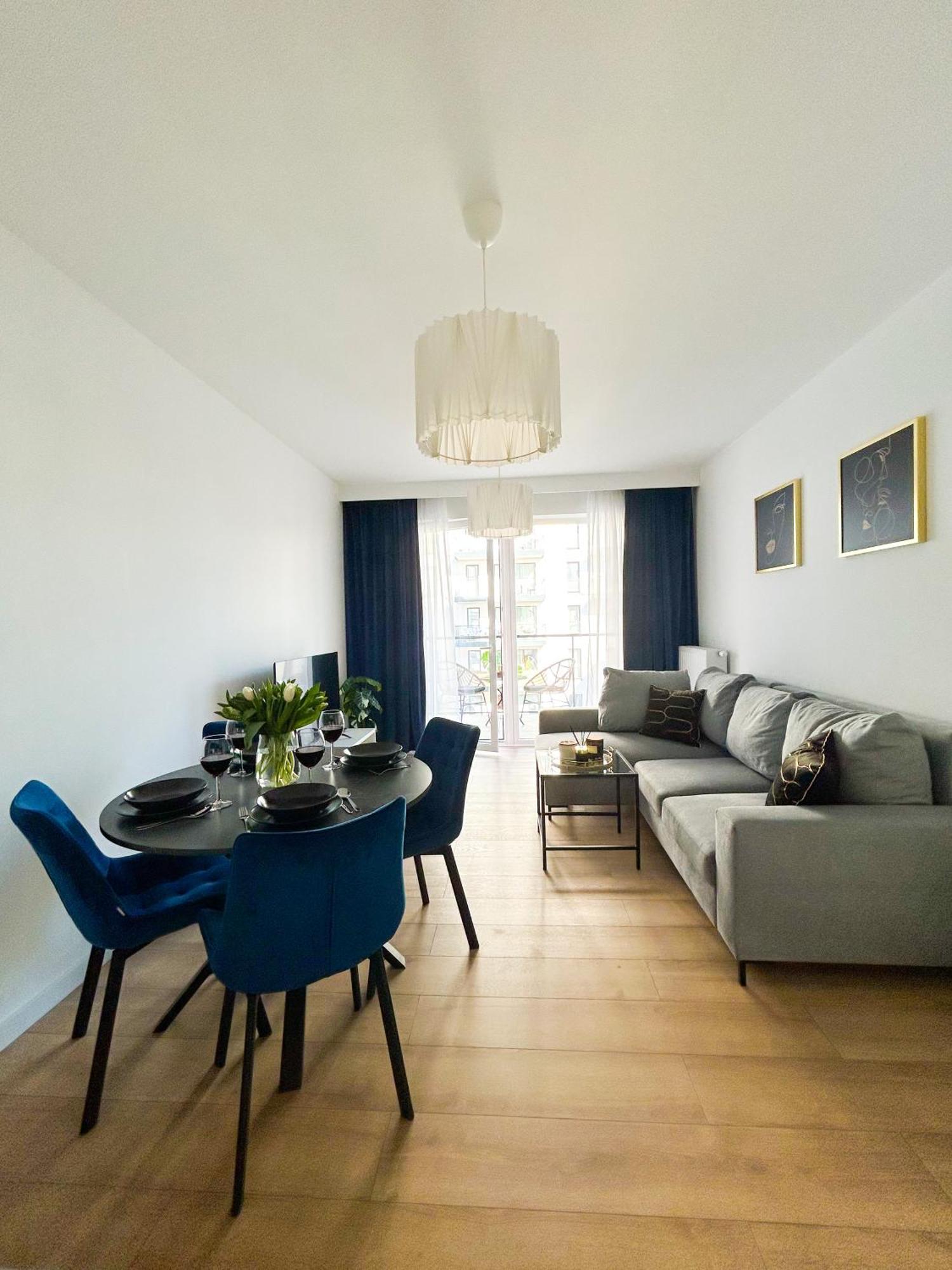 Lumina Stylish 3-Room Apart With Balcony Lodz  Luaran gambar